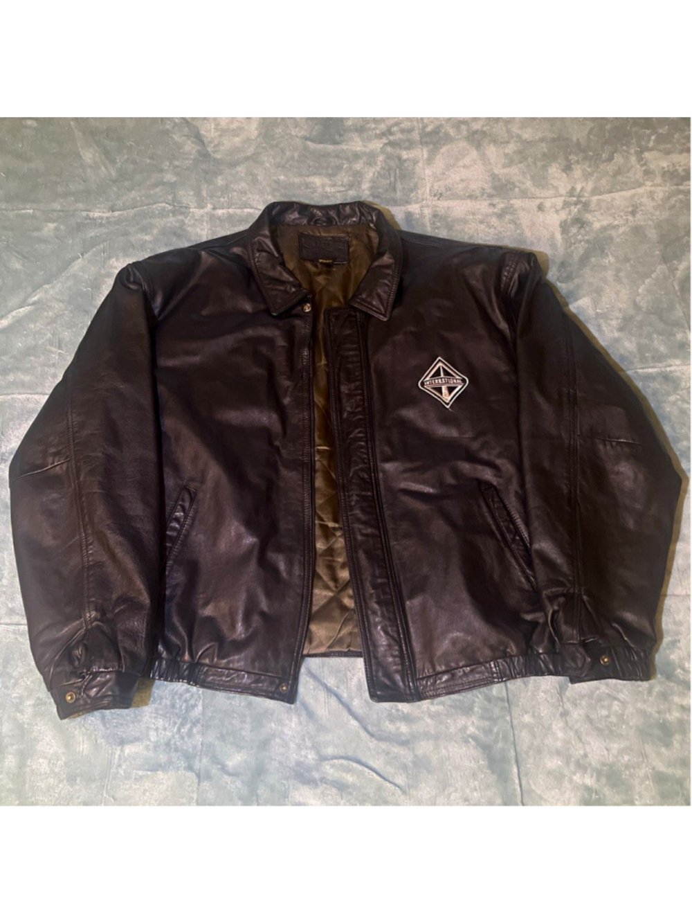 Port Authority Men’s Black/brown Bomber Jacket XL Lined button up Point Collar